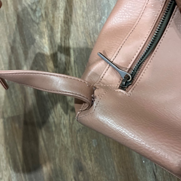 Matt and nat purse backpack - Picture 4 of 7